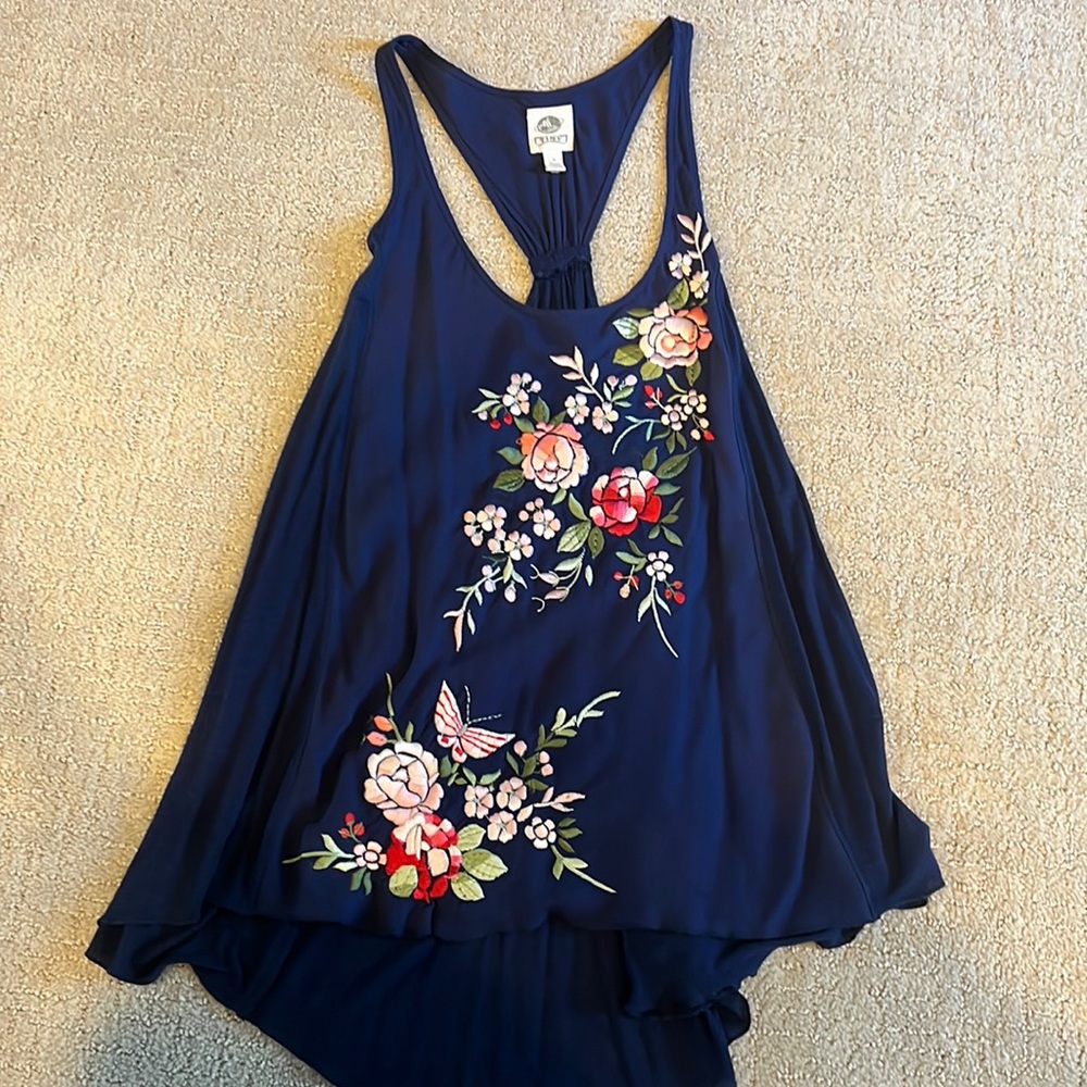 ANTHROPOLOGIE Navy embroidered floral flowy racer back tank top size S